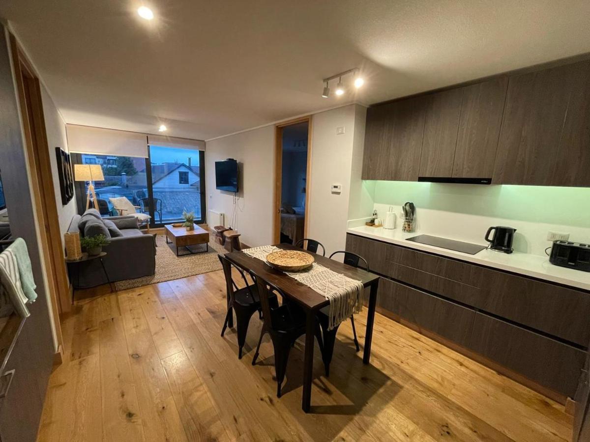 Apartamento Depto Top 1 En La Mejor Ubicacion Con Piscina Temperada Y Estacionamiento Servicio Hom 213 Puerto Varas